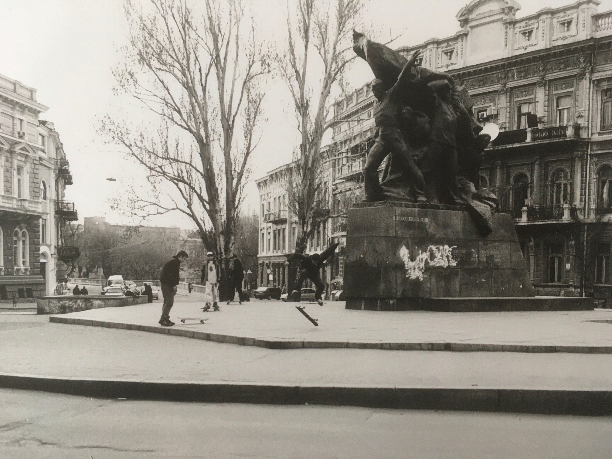 Skateboarders in front of monument to the sailors of the Potemkin Uprising, 19th April 2003 — Nicholas Hopkins