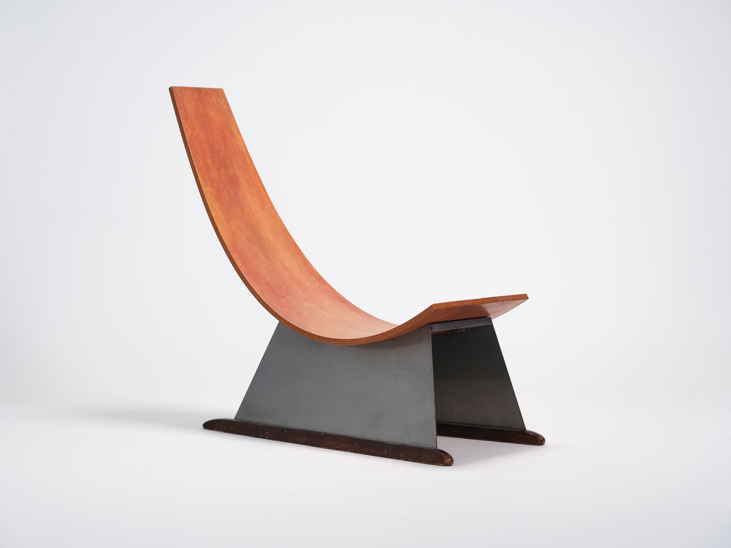 Lounge chair